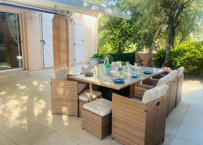 Βίλα Maison De Cogolin