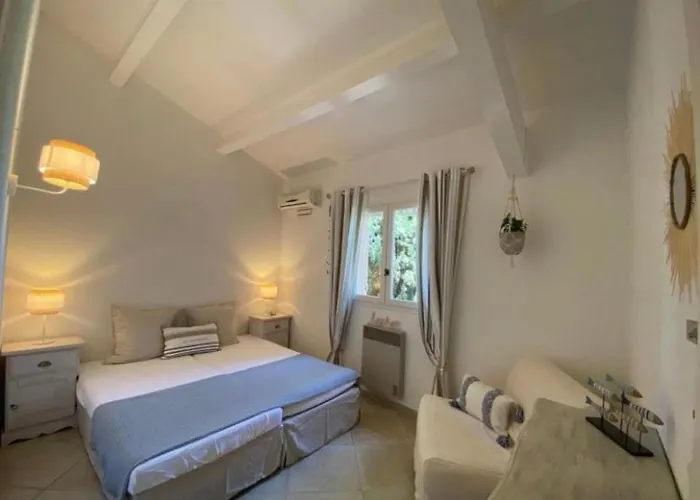 Maison De Βίλα Cogolin